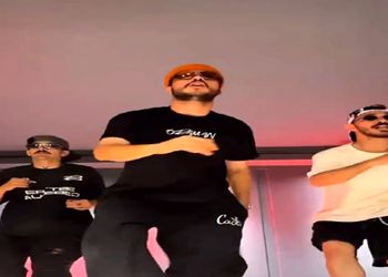 فیلم آواز باشکوه و رقص پسرای خوش انرژی با شمه مره نشناسنی عمو زنجیر باف میرقصن کِر خنده ان لعنتیا