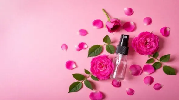چگونه عطر موی خانگی بسازیم؟ راز داشتن موهای خوشبو