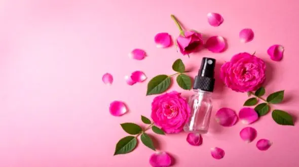 چگونه عطر موی خانگی بسازیم؟ راز داشتن موهای خوشبو