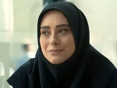 عکس| سفر زمان؛ تیپ و چهرۀ «عطیه» (سریال ساهره) در 26 سالگی در مراسم اکران یک فیلم / خانم بازیگر در واقعیت چه قدر متفاوت است