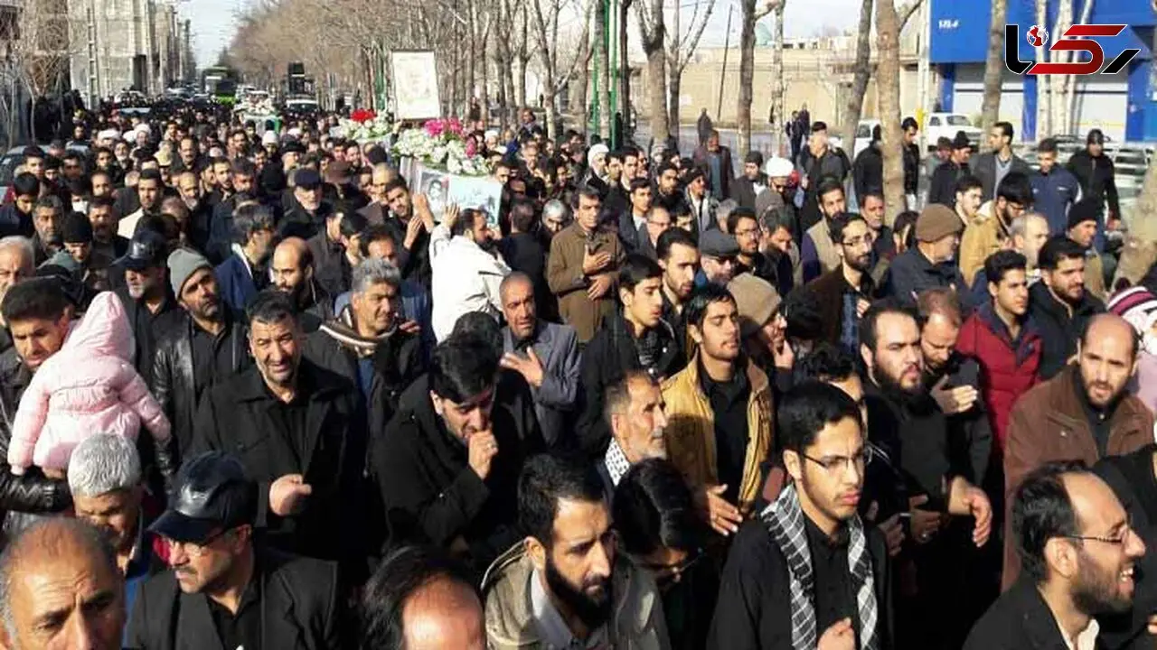 تشییع پیکر 3 شهید دفاع مقدس در اصفهان+ عکس