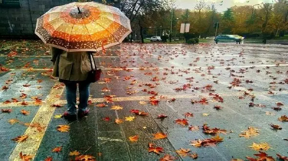 بارندگی پاییزه در ۵ استان ایران / آسمان تهران نیمه ابری