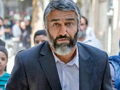 فیلم / پژمان جمشیدی : درستش این بود اول صیغه بعد رابطه نامشروع .../ الان 80 ضربه شلاقه با 20 میلیون جریمه .../  مگه صیغه .... زوجتک نفسی فی المدت المعلوم ... / نباید بدعادت ....