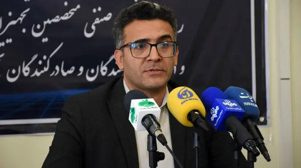 انتقاد شدید رئیس انجمن متخصصین تجهیزات پزشکی از سوءمدیریت در این حوزه