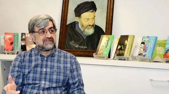 علیرضا بهشتی: اگر پدرم زنده بود شاید از قطار انقلاب پیاده‌اش می کردند