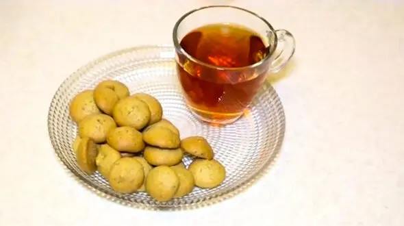 با شیرینی پفکی گردویی شیرین کام شوید + فیلم