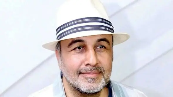 فیلم / آواز شاد / حماسه رضا عطاران بازگر اجل معلق /  با اصرار مادربزرگش با آهنگ ای شاخ تر برقصا چه رقصی کرد !