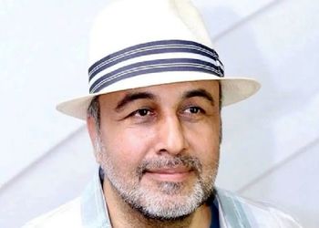 فیلم / آواز شاد / حماسه رضا عطاران بازگر اجل معلق /  با اصرار مادربزرگش با آهنگ ای شاخ تر برقصا چه رقصی کرد !