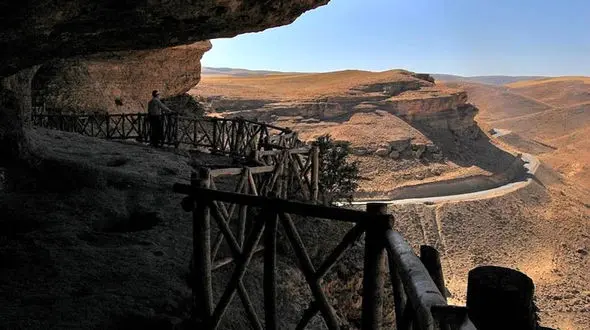 چرا این غار دست ساز سه دختران نام گرفت؟+عکس