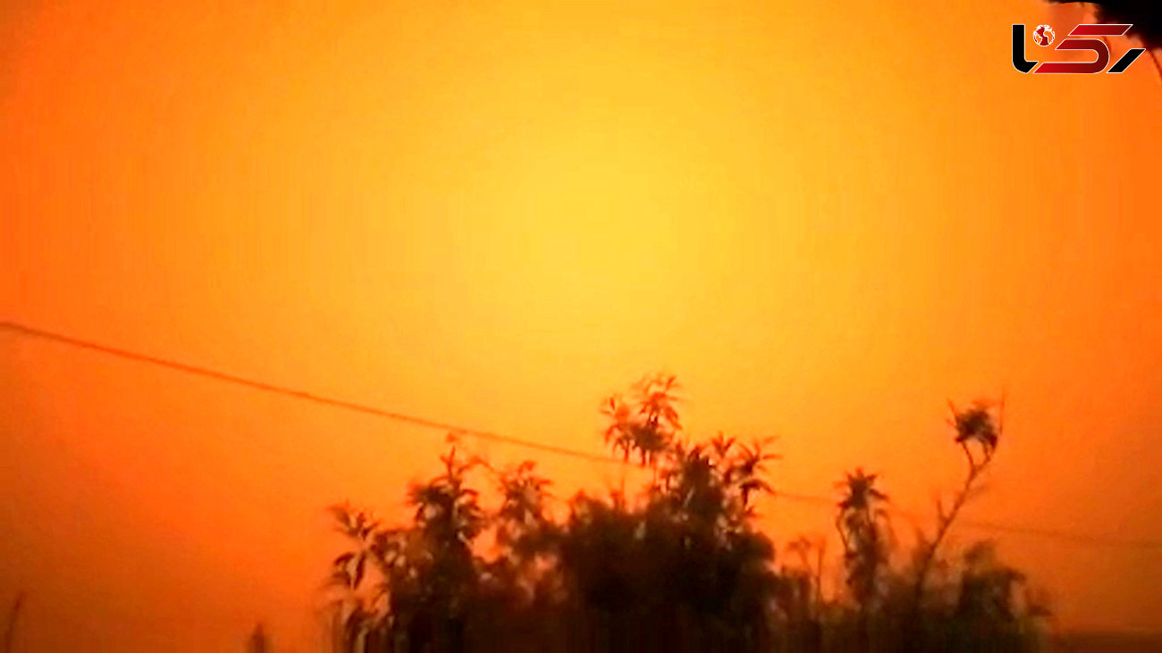 وحشت مردم دهشیر از دیدن آسمان قرمز رنگ! + فیلم