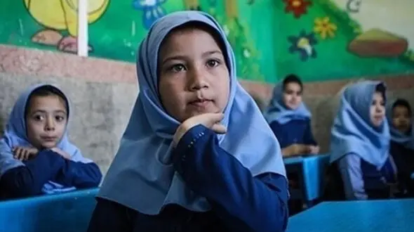 امسال ثبت نام دانش آموزان اتباع با تغییر دولت دیرتر انجام شد / کد یکتا دانش آموزان و والدین باید به روز رسانی شود