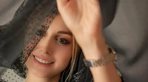 ببینید / شباهت همسرشاهرخ استخری به آردی / عجیب اما واقعی ! + عکس