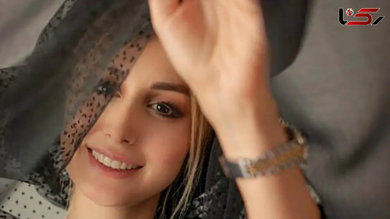عکس سپیده بزمی پور آسانسور