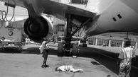 خودکشی عجیب خانم میهماندار با پریدن از در اضطراری هواپیما