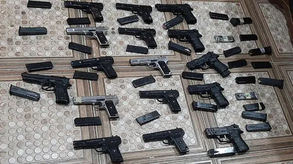 کشف ۲۱ قبضه کلت در لرستان