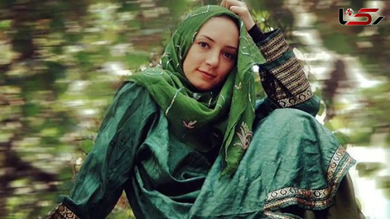 دورهمی سحر ولدبیگی در ویلای پدری‌اش در کنار پدرش و نیما فلاح