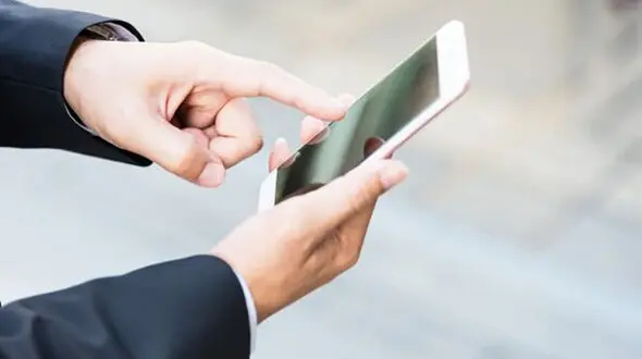 ارزان شدن مکالمات تلفن همراه و پیامک 