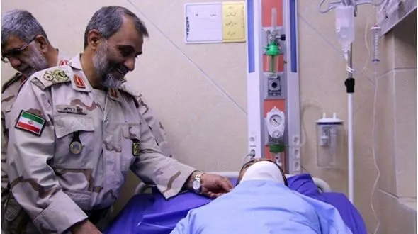 دلجوئی و عیادت فرمانده مرزبانی ناجا از مجروحان حادثه اخیر در هنگ مرزی میرجاوه + عکس 