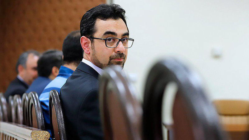 نخستین جلسه دادگاه ۹ نفر از اخلالگران ارزی مرتبط با حوزه بانک مرکزی برگزار شد 