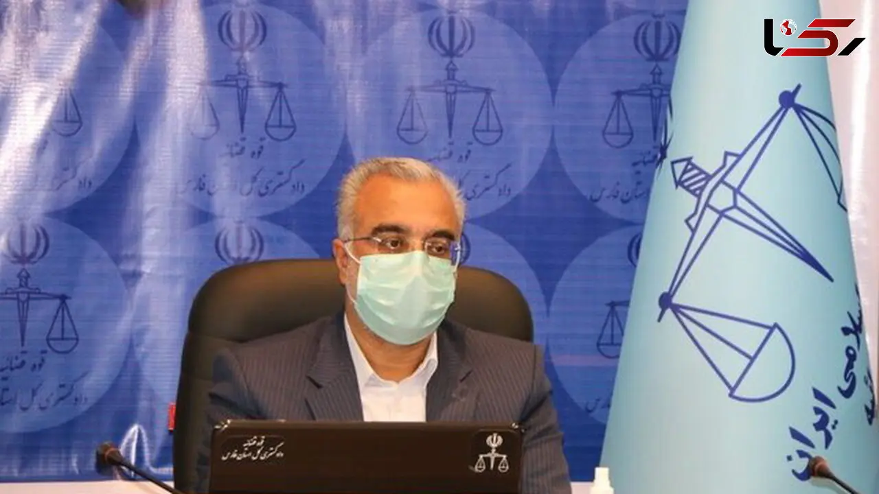 ماجرای سیلی به یک کارگر در شیراز /  قبل از بازی فجر و استقلال رخ داد 