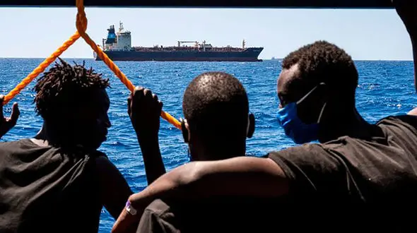 پایان کابوس ۲۵ مهاجر پس از ۴۰ روز سرگردانی در دریا
