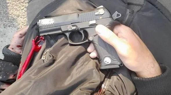 خودکشی قاتل فراری وسط اتوبان نواب تهران! / شلیک به جمجمه در محاصره پلیس !