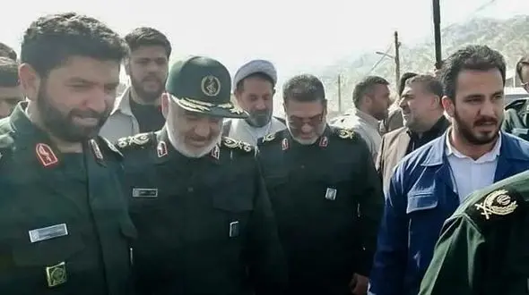 سفر فرمانده کل سپاه ‌به خوزستان / بازدید شبانه سرلشکر ‌سلامی از مناطق سیل‌زده