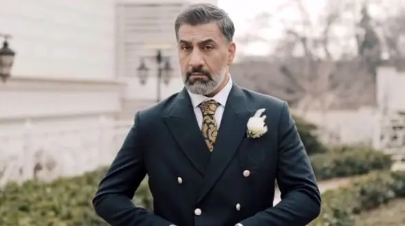 عکس ها / دکوراسیون مدرن و شیک خانه  محمد نادری، تازه داماد سینمای ایران/ از مبلمان کلاسیک و  لوستر مدرن تا پرده اعیانی 