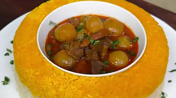 طرز تهیه غذای ترکیه ای به اسم خورشت گوشت و پیاز + فیلم