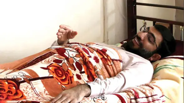 زوایای پنهان خودکشی یک متهم در اتاق قاضی در کرمان + فیلم و عکس