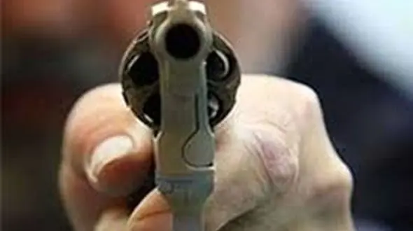 درگیری مسلحانه در اتوبوس  برای تصاحب صندلی/  پلیس درتعقیب مردمسلح 