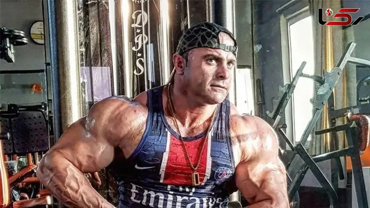 فیلم / غوغای خوانندگی جعفر غفارنژاد رقیب هادی چوپان با آهنگ محلی مازندرانی ؛ غفارنژاد از وزنه ها به میکروفن رسید / شعر و غزل بدون ساز نبونه