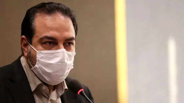 صندوق سیار ویژه بیماران کرونایی بیمارستان ها / وضعیت رعایت پروتکل‌ها در شعب اخذ رای