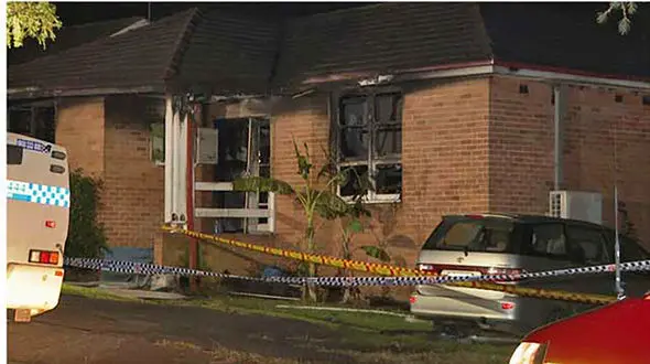 پدر بی رحم 3 کودکش را در آتش سوزی خانه اش کشت / جنایتی که پدر را به کما برد