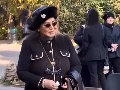 فیلم / نگاهی به تیپ و استایل بازیگران ایرانی در مراسم تشییع پیکر هادی مرزبان/  از بهاره رهنما تا فرزانه کابلی گریان از  علی نصیریان، اکبر زنجانپور، مجید مظفری تا ...