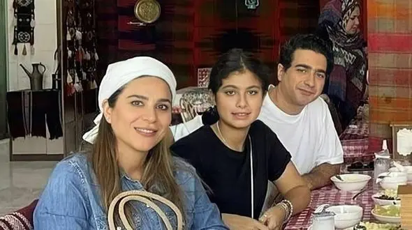 سحر دولتشاهی در مراسم سالگرد پدر شوهرش استاد شجریان