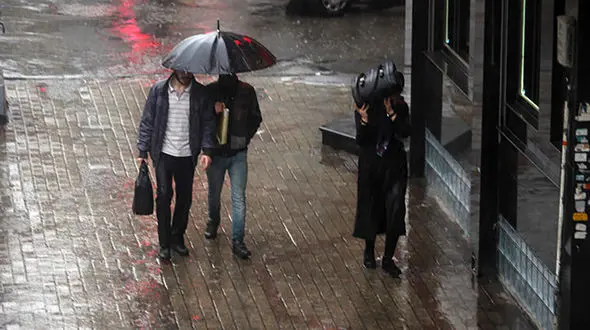 هشدار بارندگی شدید در شمال و شمال غرب ایران؛ تهران در آستانه دمای 40 درجه