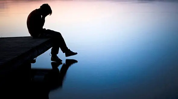 سرنوشت سیاه پسر عاشق پیشه که شکست عشقی او را به باتلاق انداخت