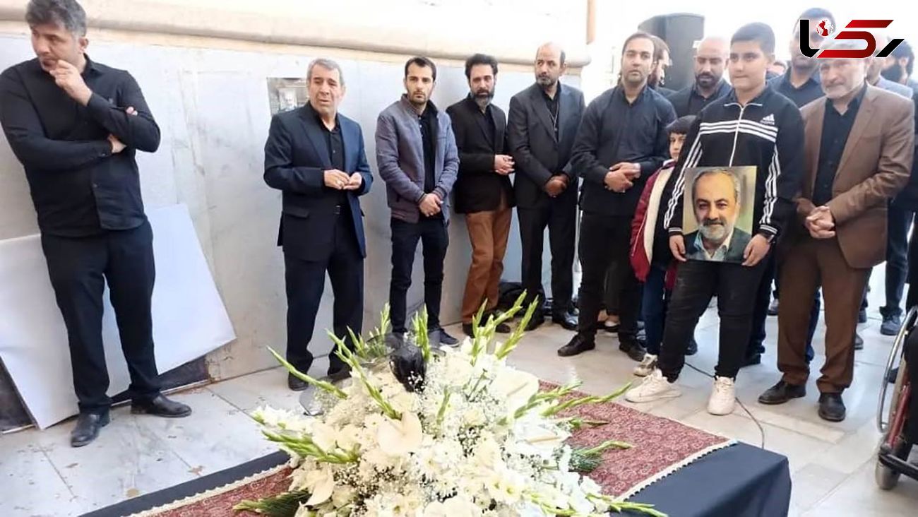 پیکر زنده یاد عماد افروغ در حرم امام راحل آرام گرفت