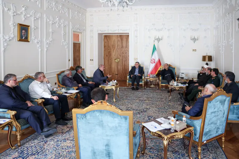 گزارش تصویری از پزشکیان و حسین طائب رئیس جدید سازمان بسیج / امروز رخ داد
