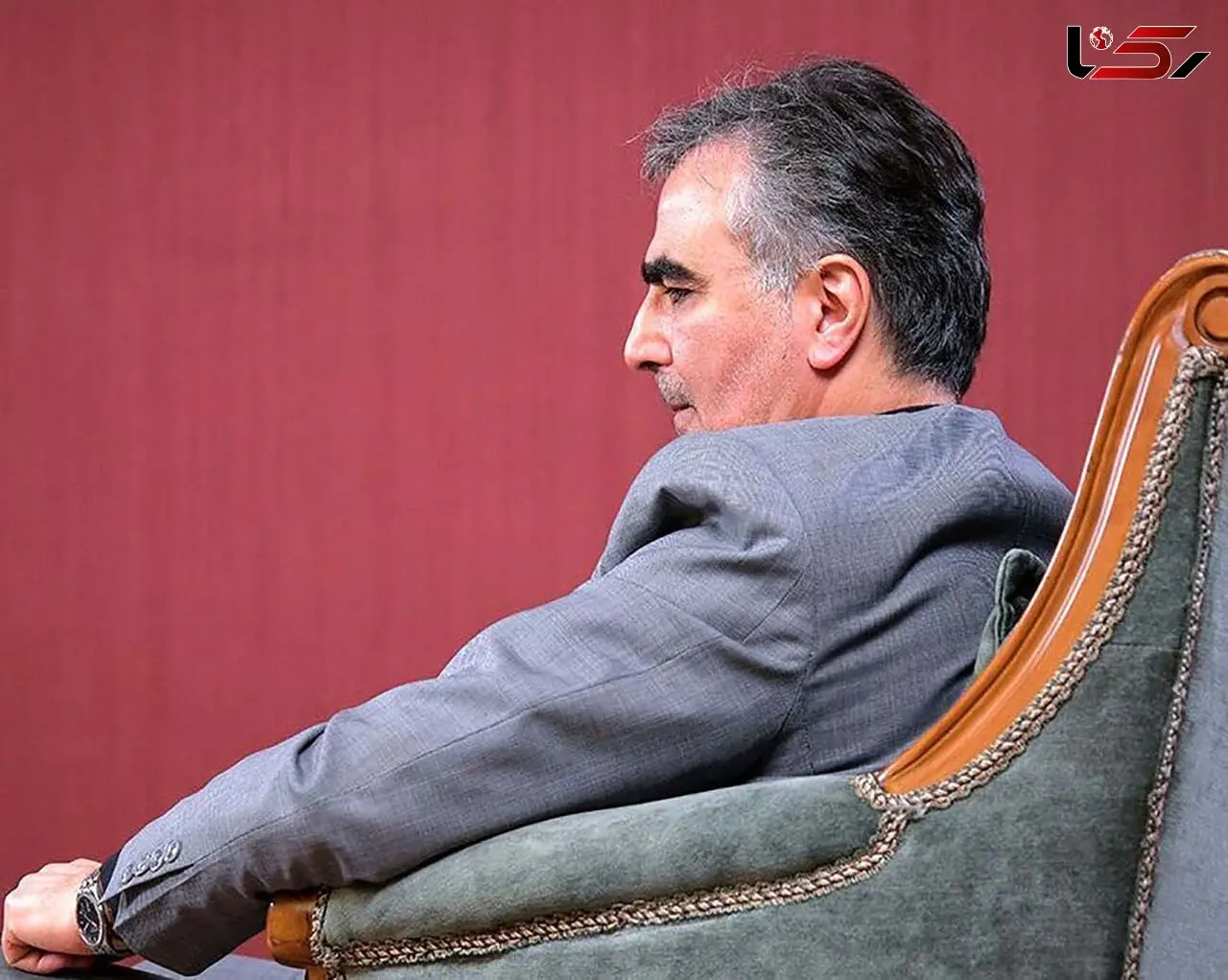 فرزین نمی خواهد از ریاست بانک مرکزی کنار برود اما وزیر اقتصاد نمی تواند با او کار کند 