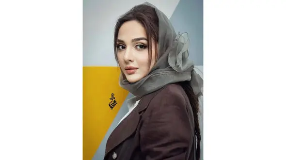 5 شهریور ماه تولد المیرا دهقانی؛ از صحنه تئاتر تا «لحظه گرگ و میش»