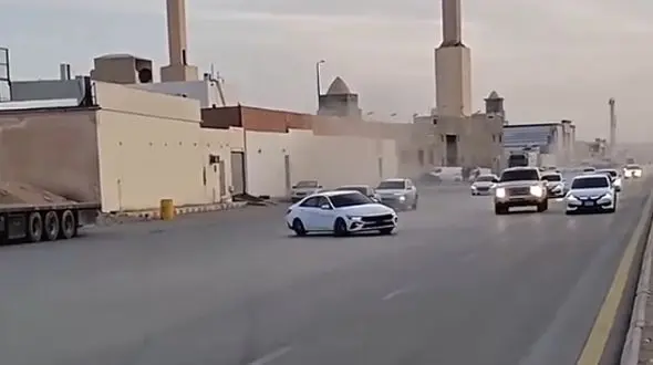 قمار با جان برای چند میلیون بازدید یوتوب؛ حرکات خطرناک فقط برای دیده شدن + فیلم