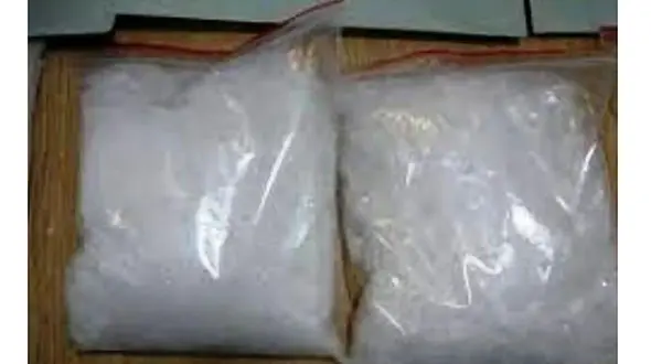 کشف یک کیلو هروئین در معده مسافر اتوبوس نائین