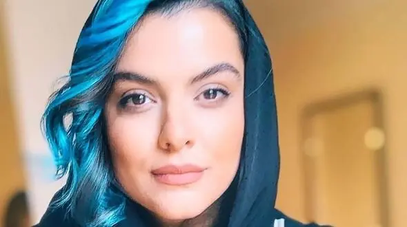 عکس جدید دنیا مدنی در اینستاگرامش