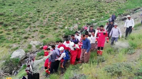 مرگ دلخراش جوان 23 ساله در ارتفاعات پنجه حسین آباد+ عکس