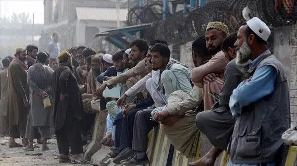 ممنوعیت ورود اتباع افاغنه به ۱۶ استان کشور / کارفرمایان متخلف دستگیر می شوند