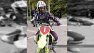موتور سواری یک زن در دانشگاه پیام نور + عکس 