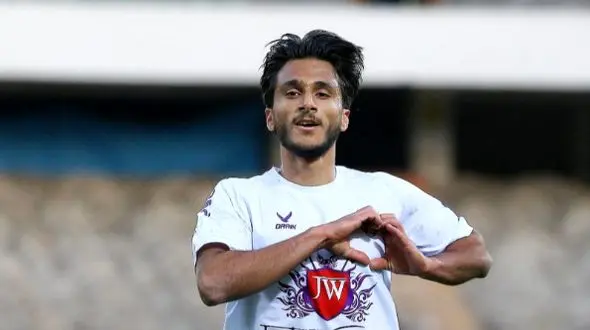 محمدحسین صادقی با پرسپولیس توافق کرد