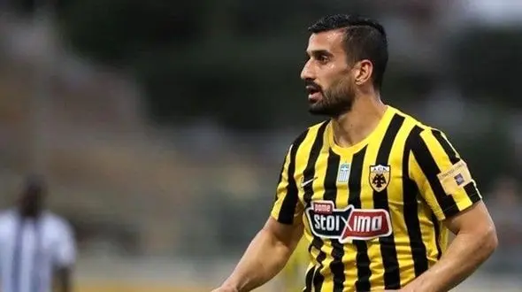 پیروزی آاک در حضور کامل حاج‌صفی و نیمکت‌نشینی محمدی